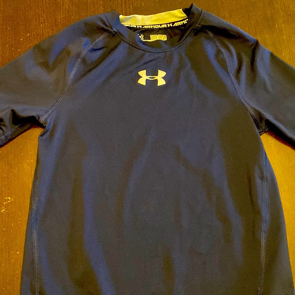 Under Armour boys’ performance shirt, medium, blue